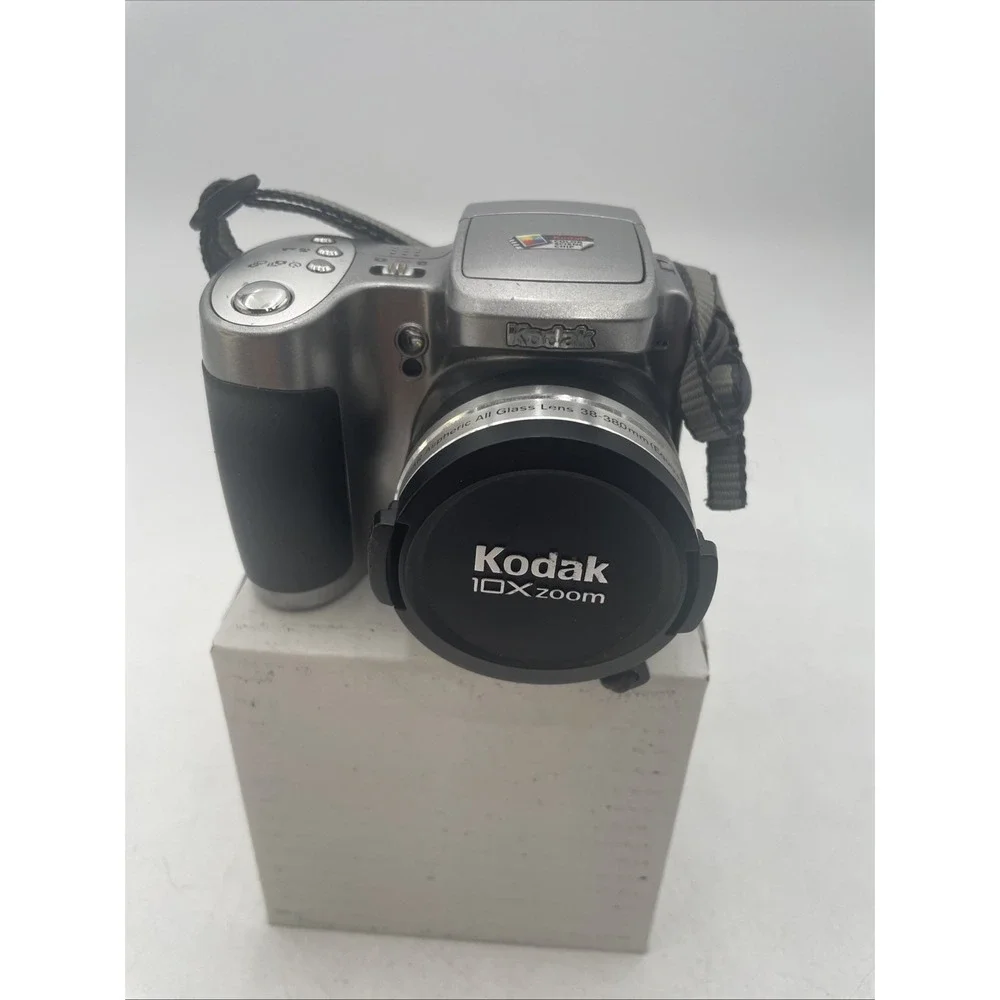 Kodak EasyShare Z740 5.0MP Digital Camera 10X Zoom+Battery+SD Card+Case-TESTED